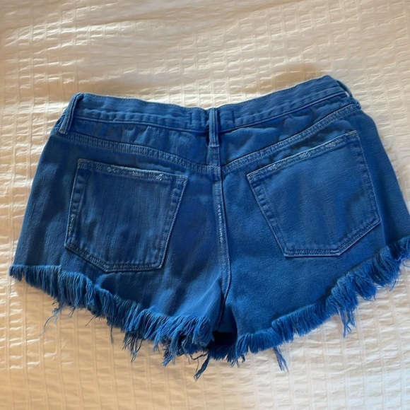 FREE PEOPLE DENIM SHORTS - Picture 2 of 2